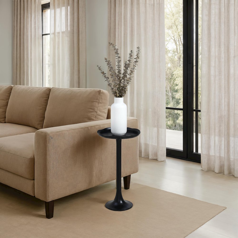 Fiora Indoor Cast Aluminum Side Table. Picture 4