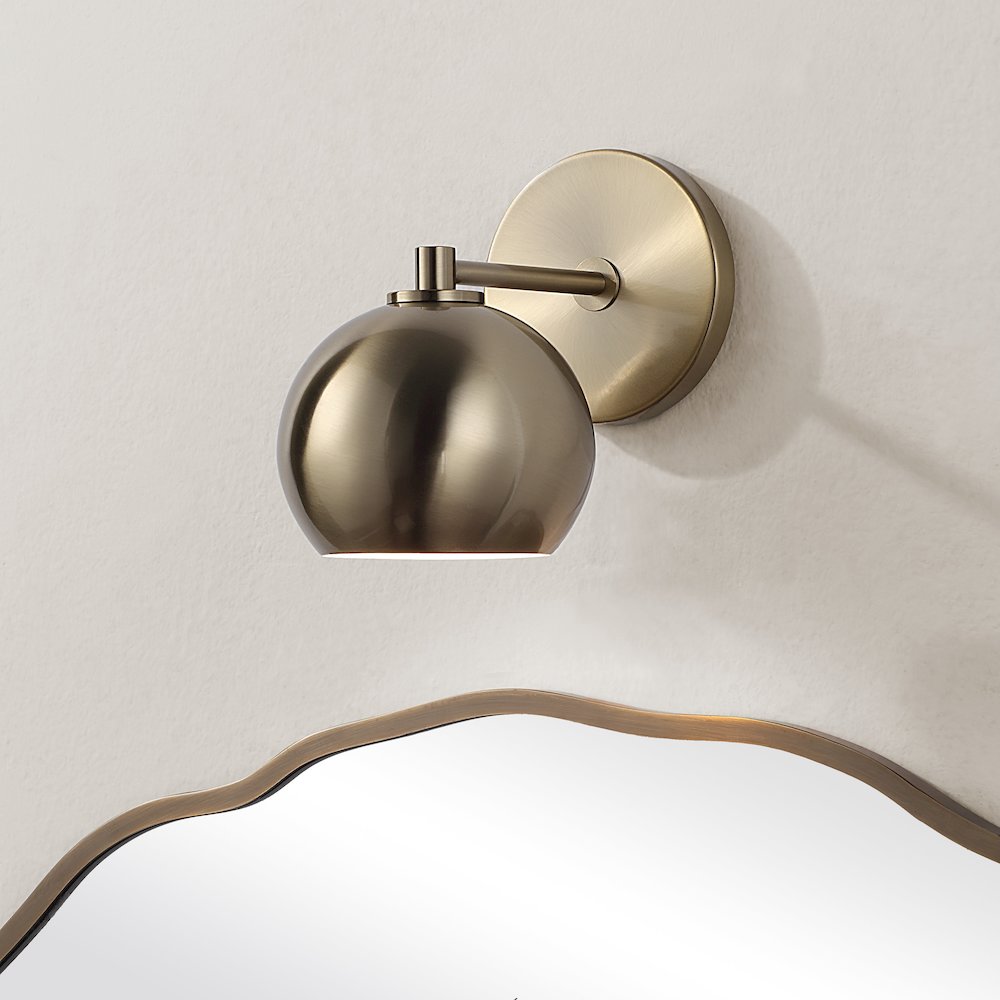 Mattia 7.5" Burnished Brass 1-Light Wall Sconce. Picture 2