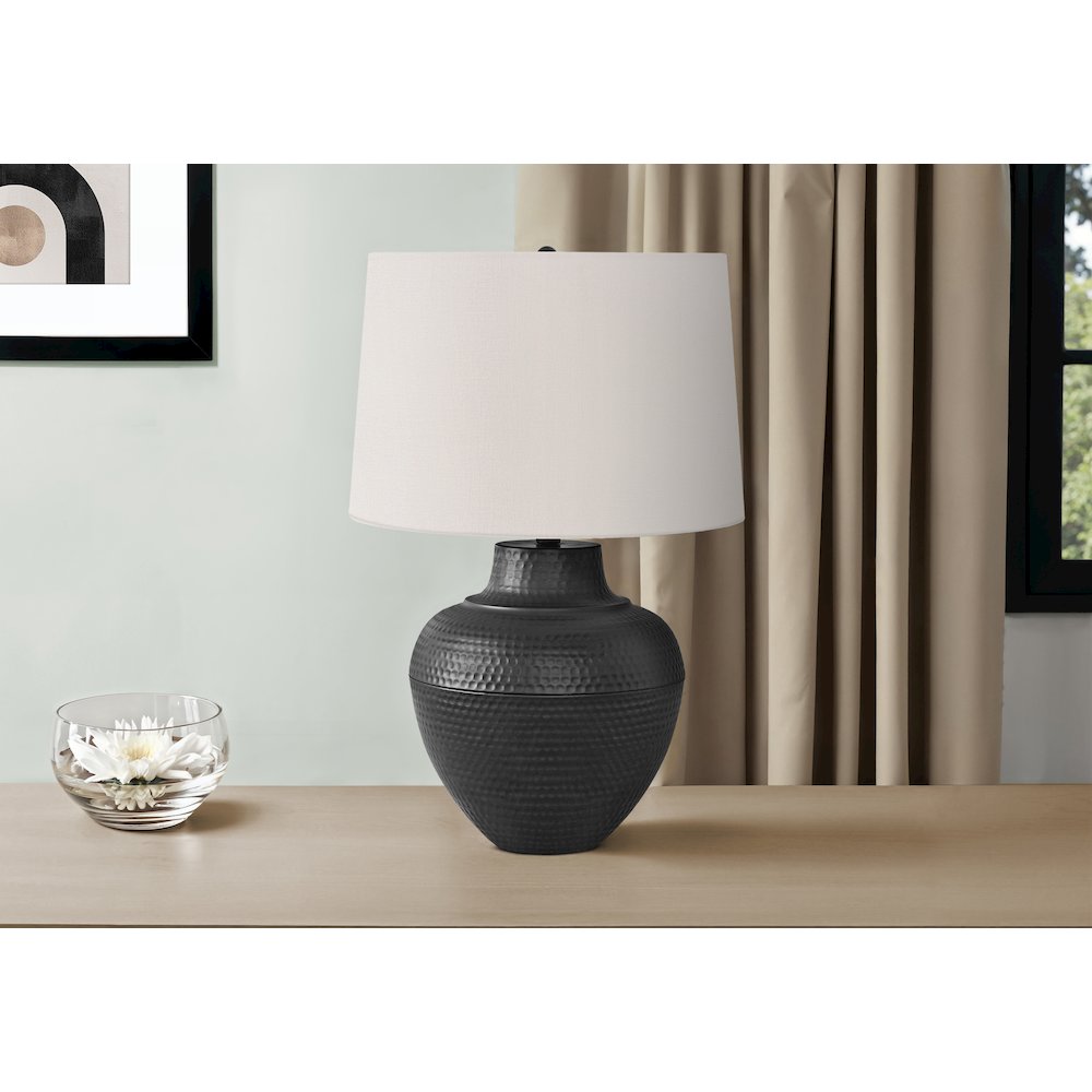 Lighting, 26"H, Table Lamp, Black Metal, Ivory / Cream Shade, Transitional. Picture 5