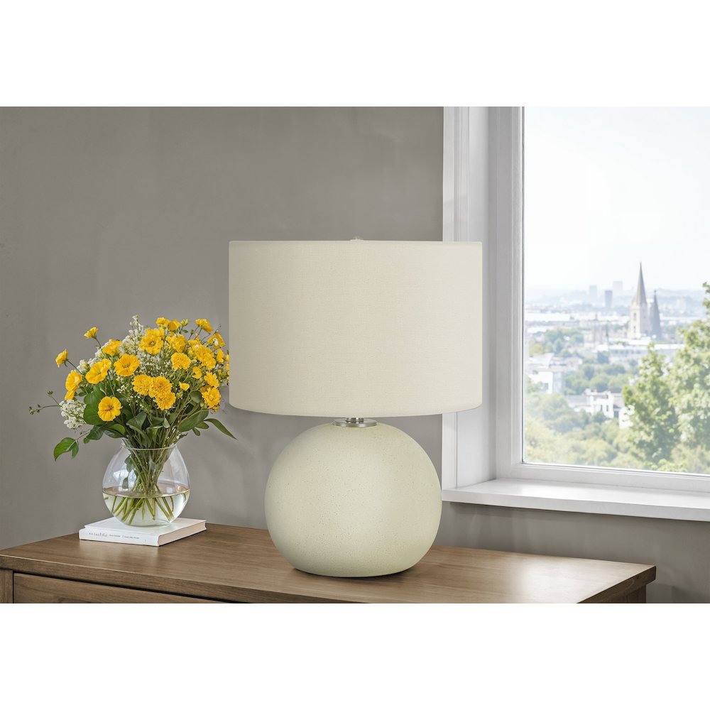 ="Lighting, 18""H, Table Lamp, Ivory / Cream Shade, Cream Ceramic, Contemporary. Picture 5
