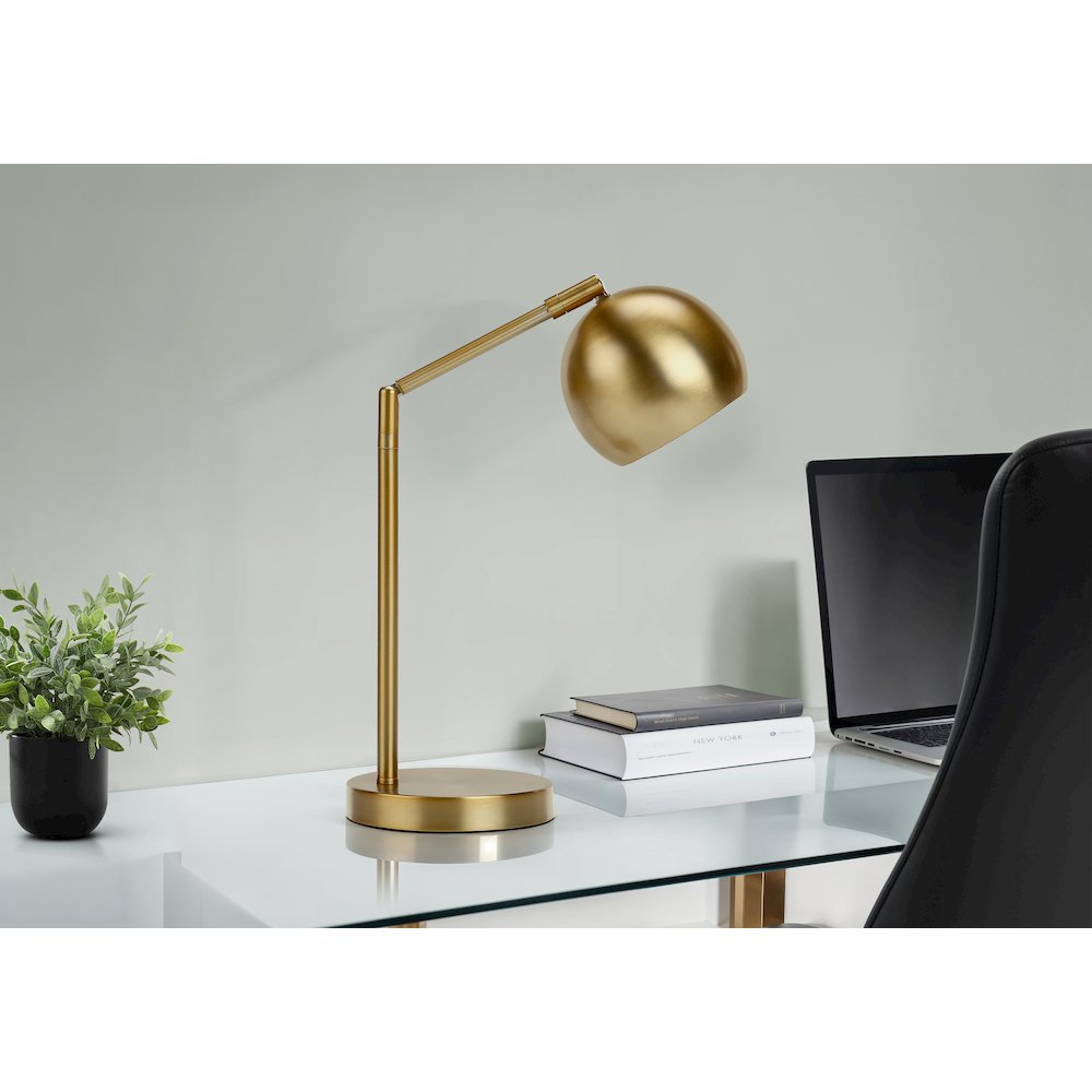Lighting, 19"H, Table Lamp, Gold Metal, Gold Shade, Contemporary. Picture 4