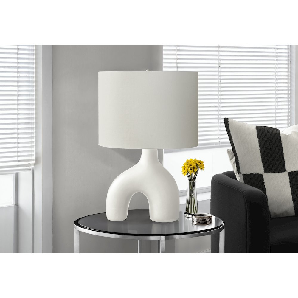 25"H, Table Lamp, White Ceramic, Ivory / Cream Shade, Contemporary, Modern. Picture 2
