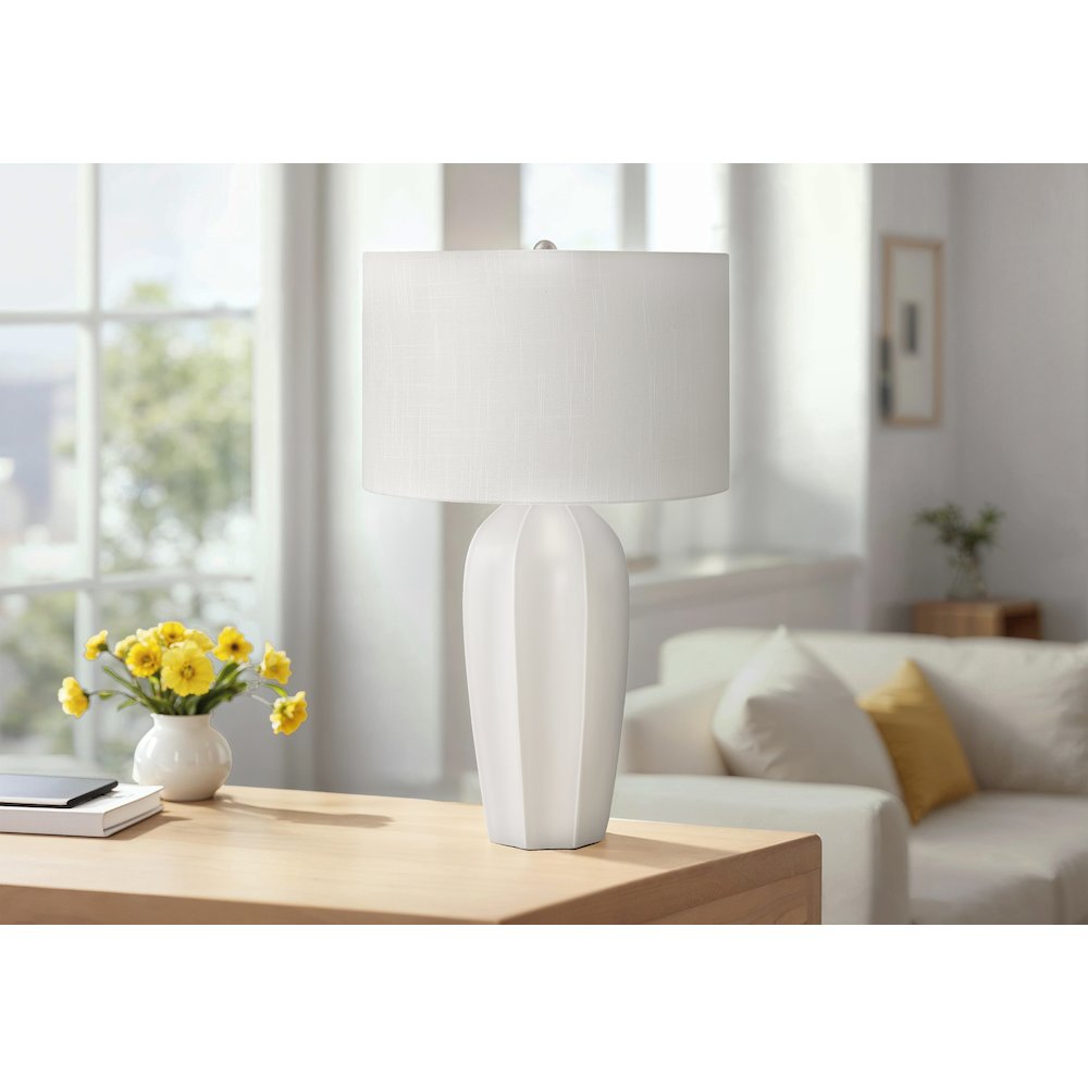 Lighting, 27"H, Table Lamp, Cream Ceramic, Ivory / Cream Shade, Modern. Picture 5