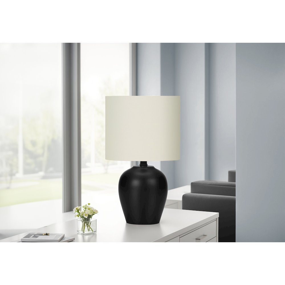 ="Lighting, 17""H, Table Lamp, Black Ceramic, Ivory / Cream Shade, Transitional. Picture 4