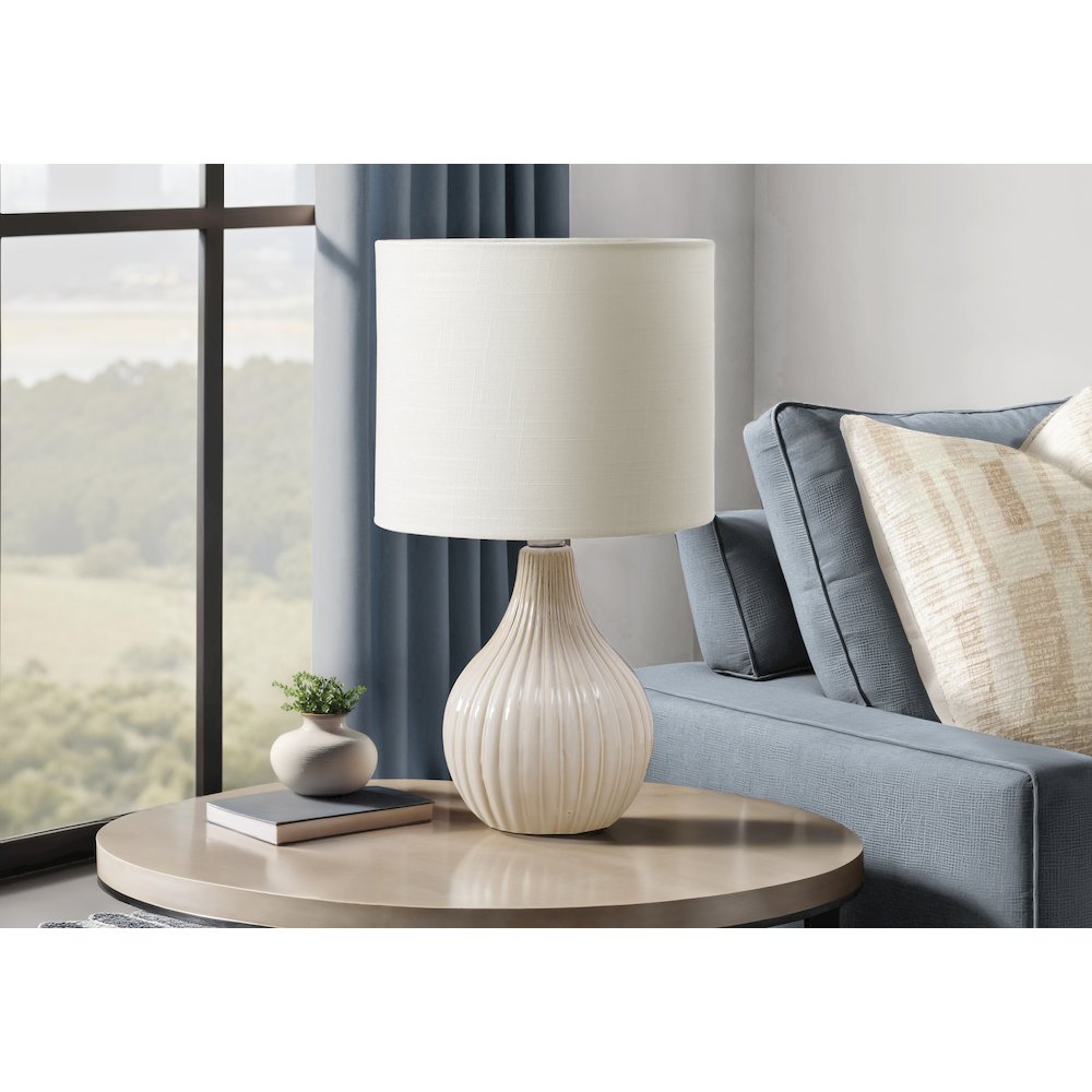 17"H, Table Lamp, Beige Ceramic, Ivory / Cream Shade, Contemporary, Modern. Picture 2