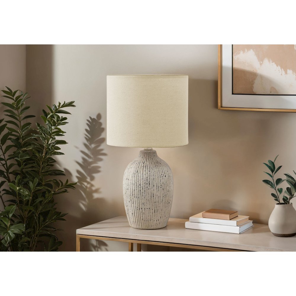 Lighting, Table Lamp, 18"H, Beige Ceramic, Beige Shade, Contemporary. Picture 2