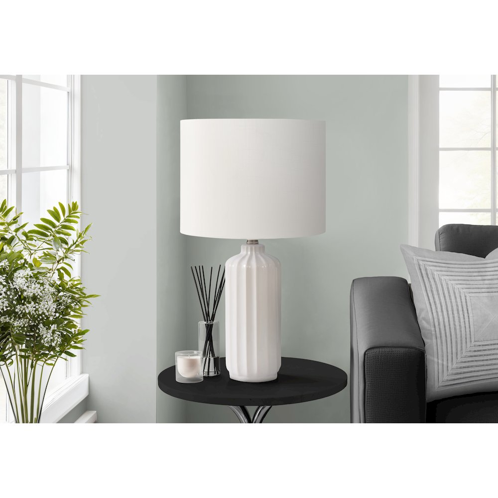 23"H, Table Lamp, Cream Ceramic, Ivory / Cream Shade, Contemporary, Modern. Picture 2