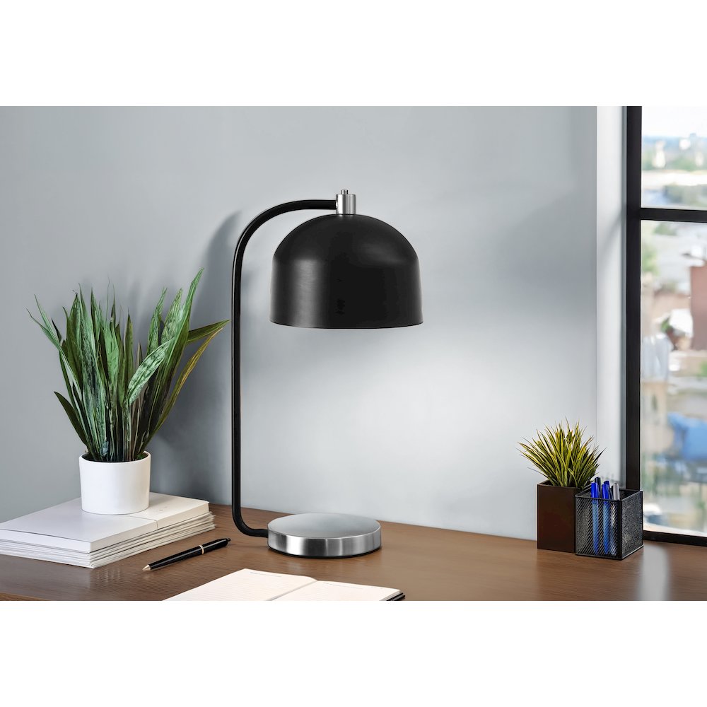 Lighting, 18"H, Table Lamp, Black Metal, Silver Metal, Contemporary. Picture 2