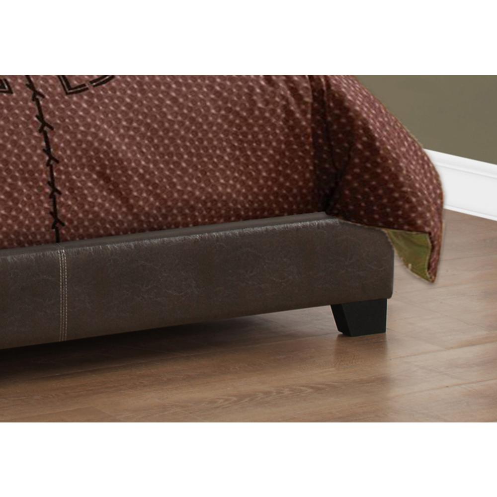 Bed, Full Size, Bedroom, Upholstered, Brown Leather Look, Transitional. Picture 3