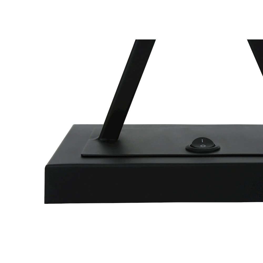Lighting, 25H, Table Lamp, Usb Port Included, Black. Picture 3