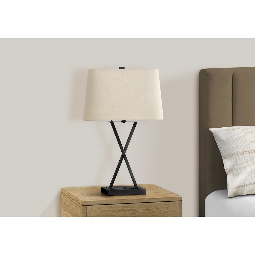 Lighting, 25H, Table Lamp, Usb Port Included, Black. Picture 7