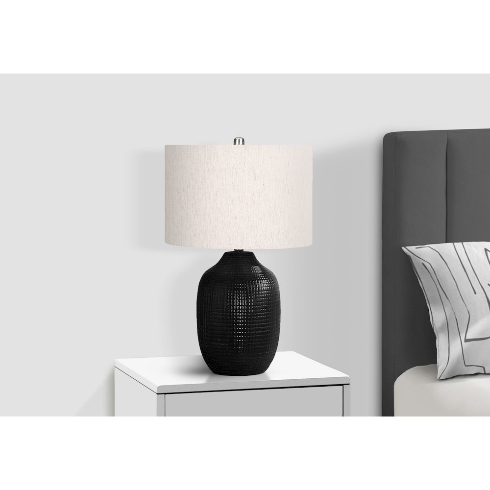 ="Lighting, 26""H, Table Lamp, Black Ceramic, Ivory / Cream Shade, Contemporary. Picture 6
