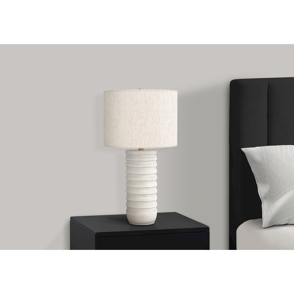 Lighting, 28"H, Table Lamp, Cream Resin, Ivory / Cream Shade, Transitional. Picture 6