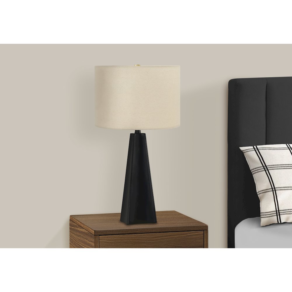 Lighting, 27"H, Table Lamp, Black Resin, Beige Shade, Modern. Picture 6