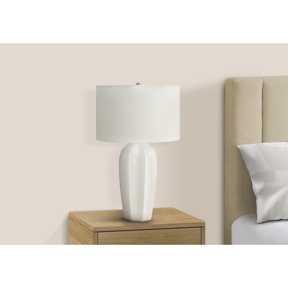 Lighting, 27"H, Table Lamp, Cream Ceramic, Ivory / Cream Shade, Modern. Picture 6