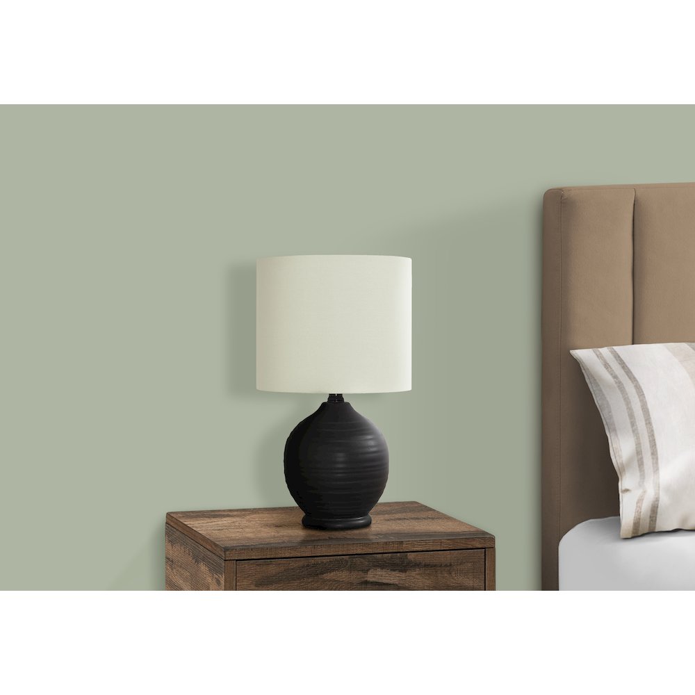 ="Lighting, 17""H, Table Lamp, Black Ceramic, Ivory / Cream Shade, Transitional. Picture 5