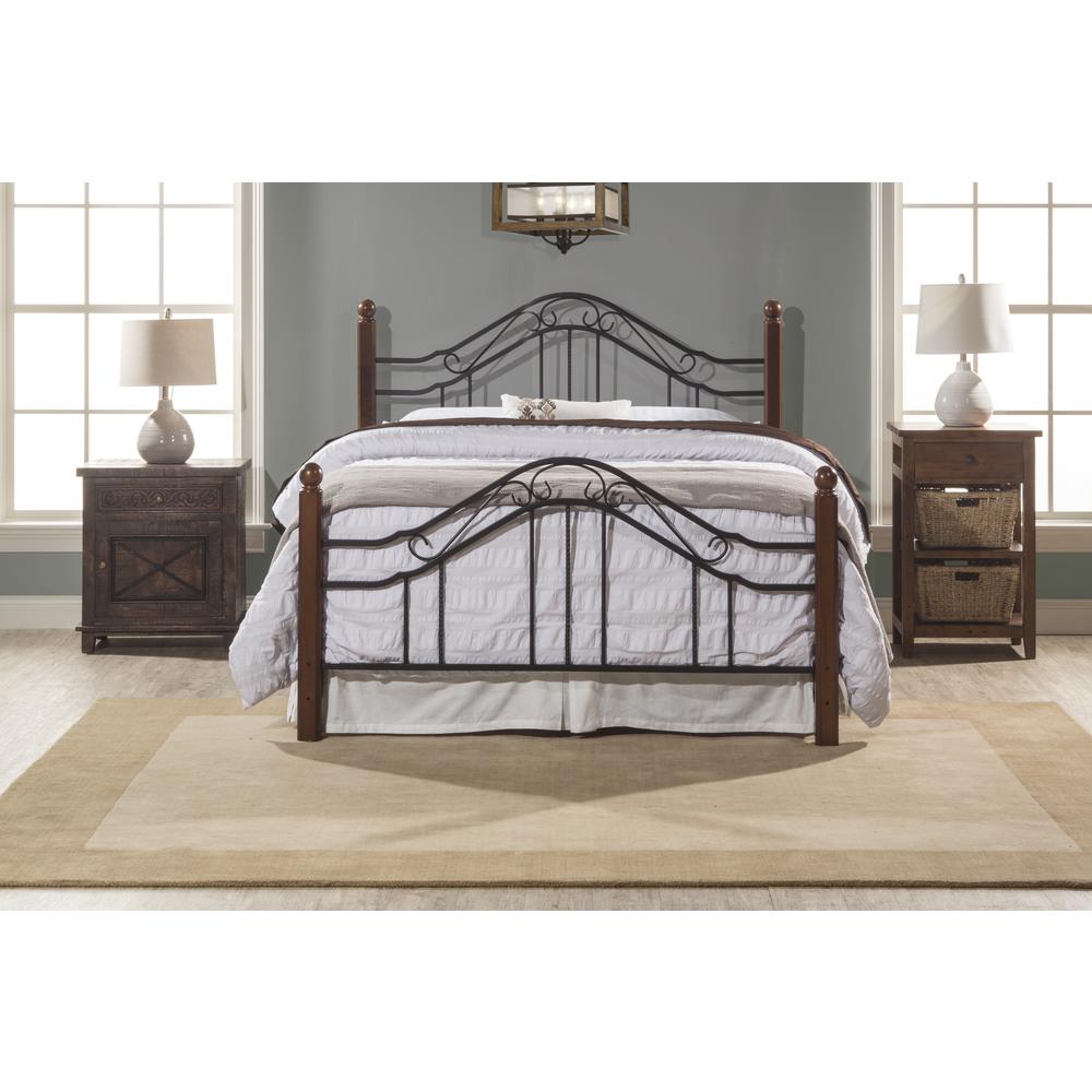 Madison Full Metal Bed and Cherry Wood Posts, Textured Black. Picture 3