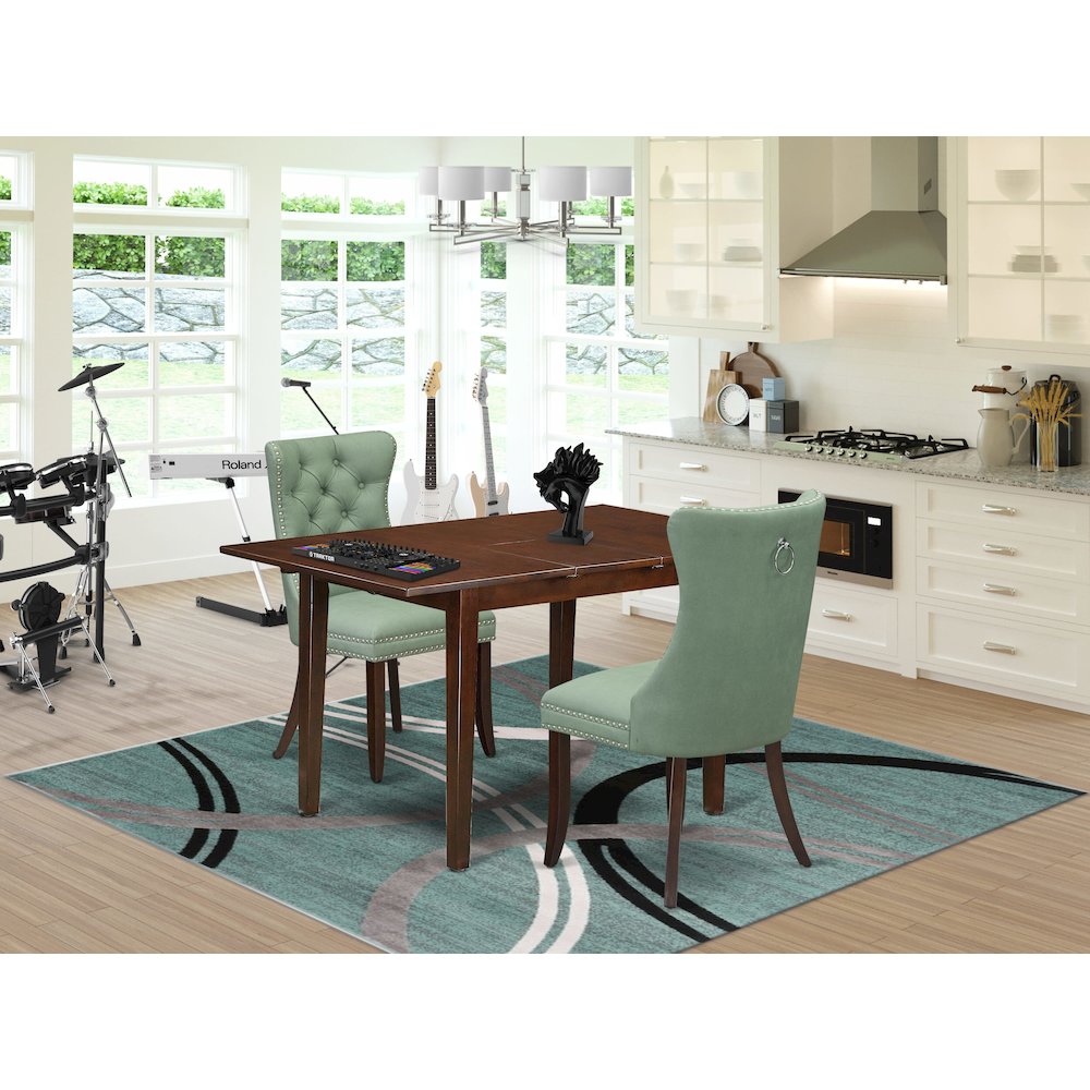 3 Piece Kitchen Table Set. Picture 2