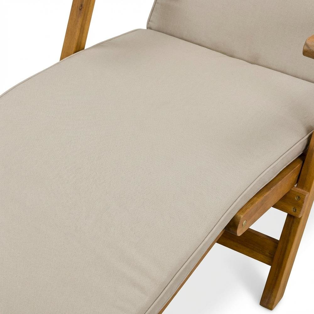 Oil-Finish Outdoor Lounge Chair with Acacia Wood Frame, Modern Design for Deck. Picture 4