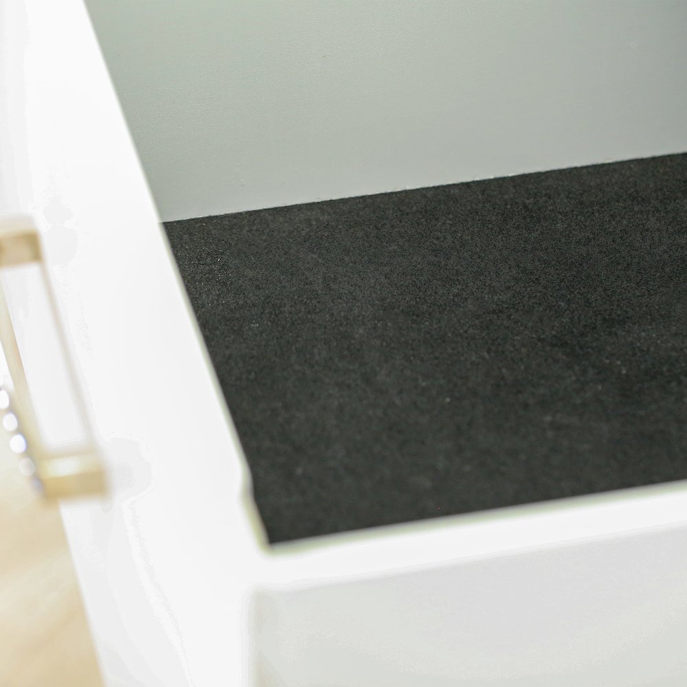 Pandora 3-Piece Bedroom Set with a Queen Size Bed 2 Wooden Modern Nightstand. Picture 15