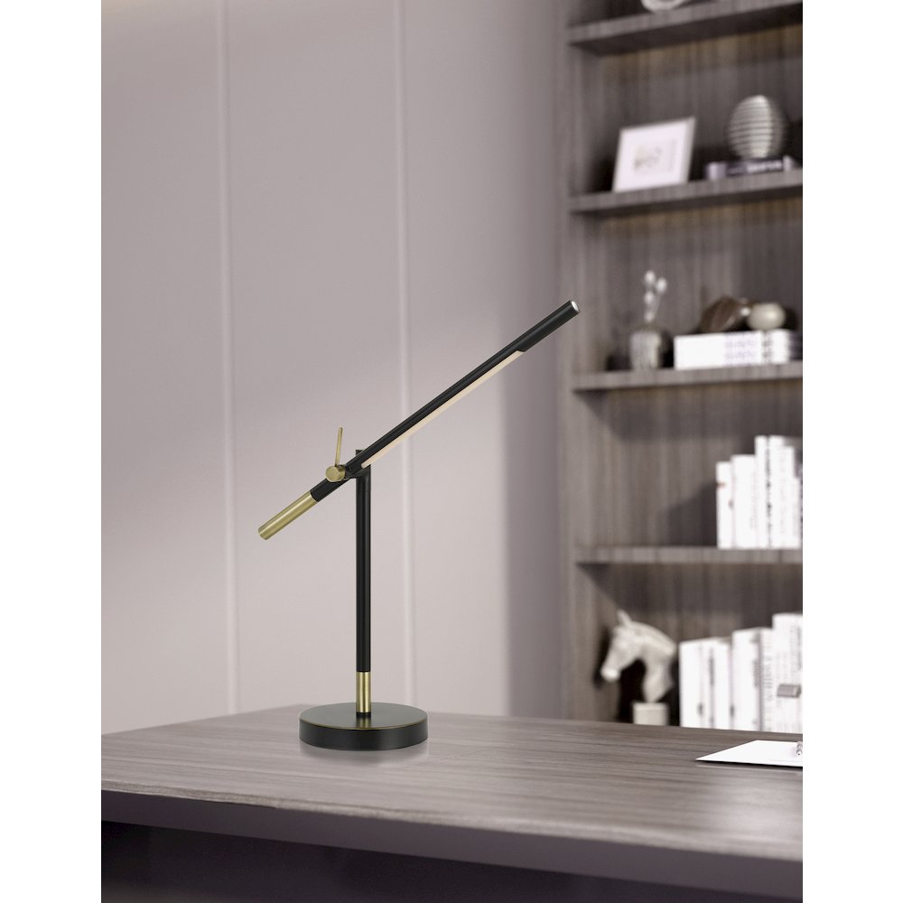 Virton Metal Led 10W, 780 Lumen, 3K Adjustable Desk Lamp. Picture 2