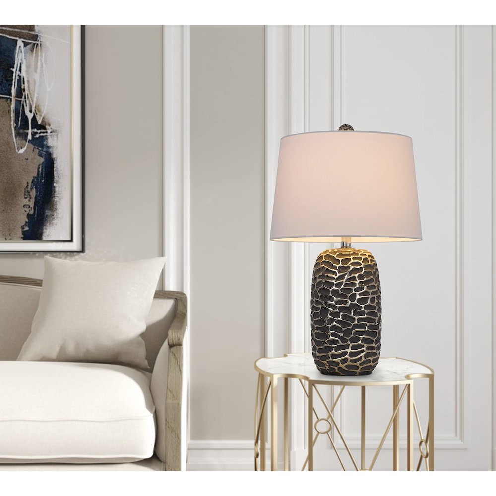 150W 3 Way Menlo Resin Table Lamp. Picture 4