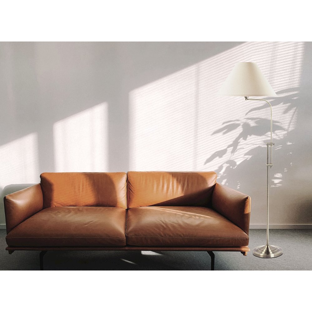 150W 3 Way Floor Lamp W/Adjust Pole. Picture 2
