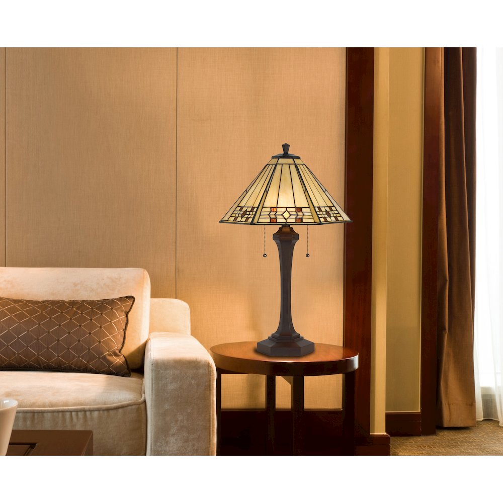 60W X 2 Tiffany Table Lamp. Picture 3