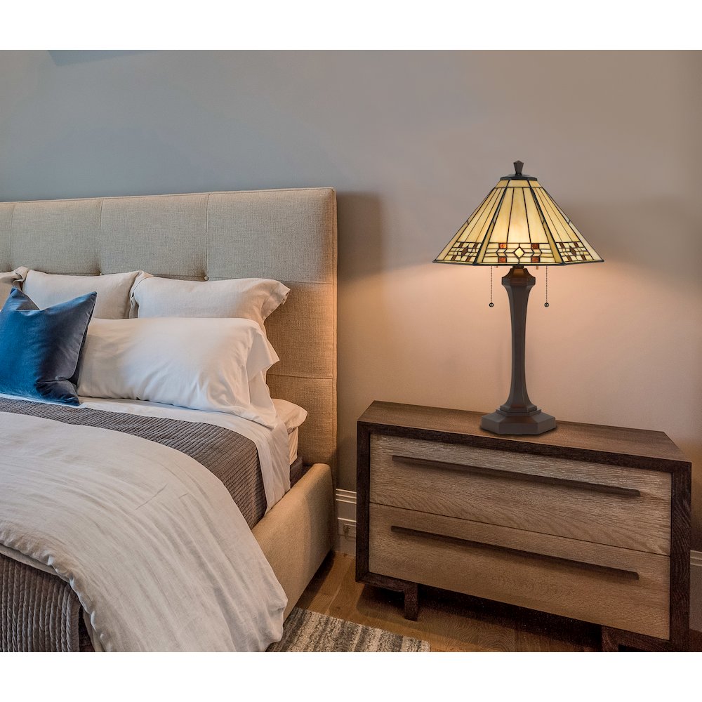 60W X 2 Tiffany Table Lamp. Picture 4