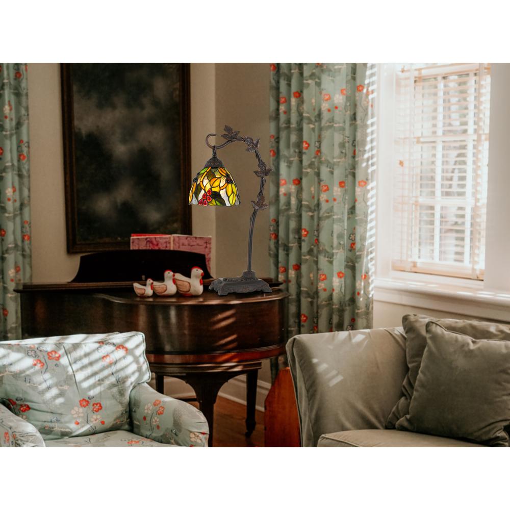 60W Cotulla Downbrdige Tiffany Table Lamp. Picture 2