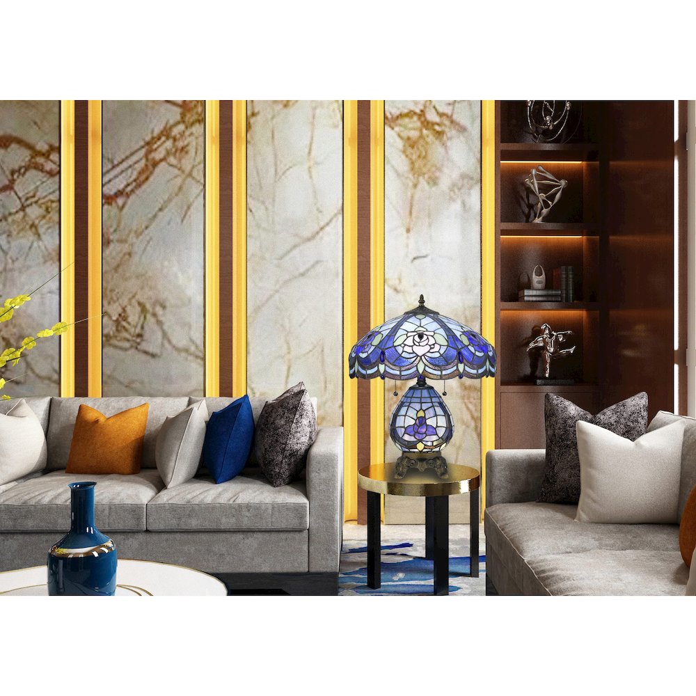 60W X 2 Tiffany Table Lamp With 7W Night Light. Picture 3