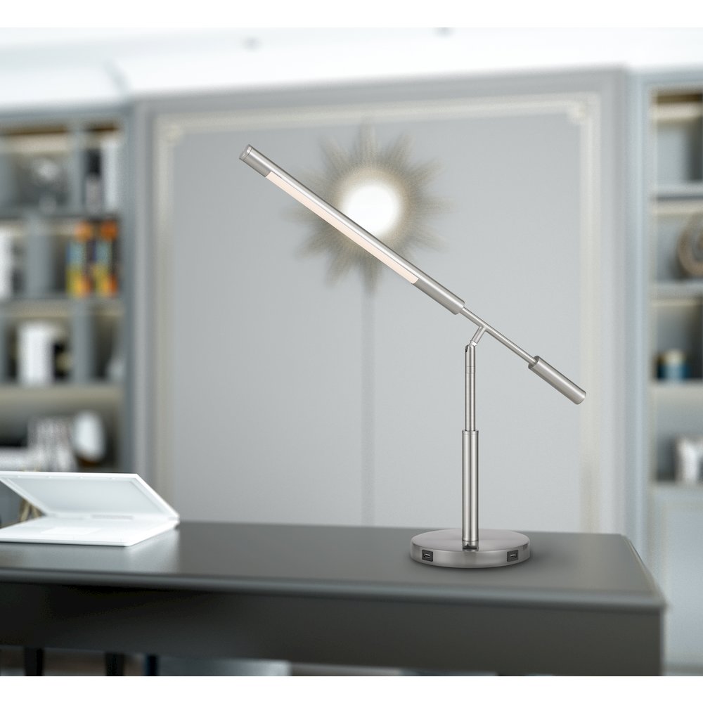Auray integrated LED desk lamp with 2 USB charing ports. 780 lumen, 3000K. Picture 3