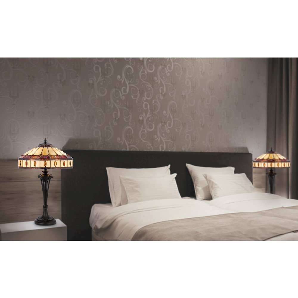 60W X 2 Tiffany Table Lamp. Picture 3