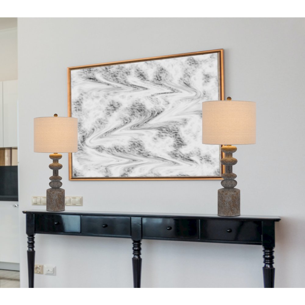 150W 3 Way Blackfoot Resin Table Lamp. Priced And Sold As Pairs. Picture 3