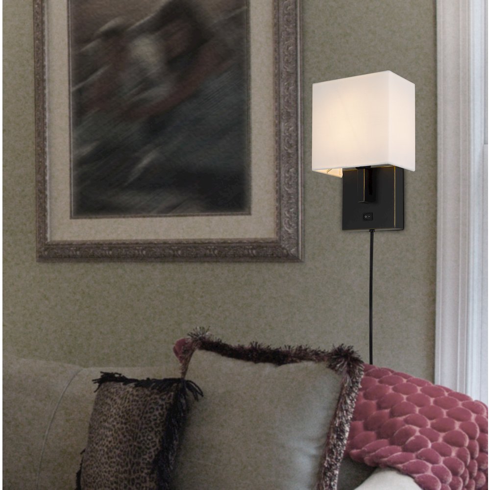 40W Oberlin Wall Lamp. Picture 4