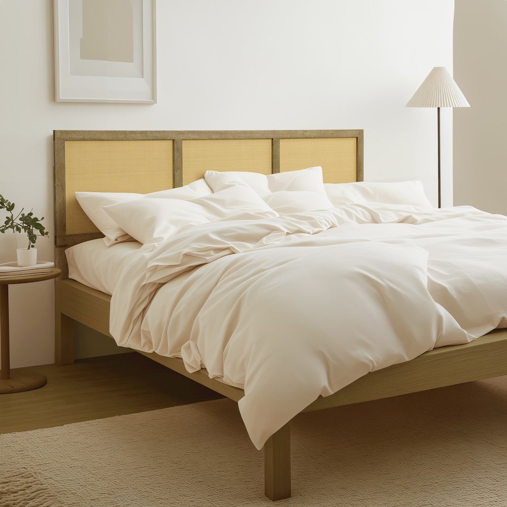 Natural Finish Rubberwood with Rattan Panels Headboard, Queen. Picture 4