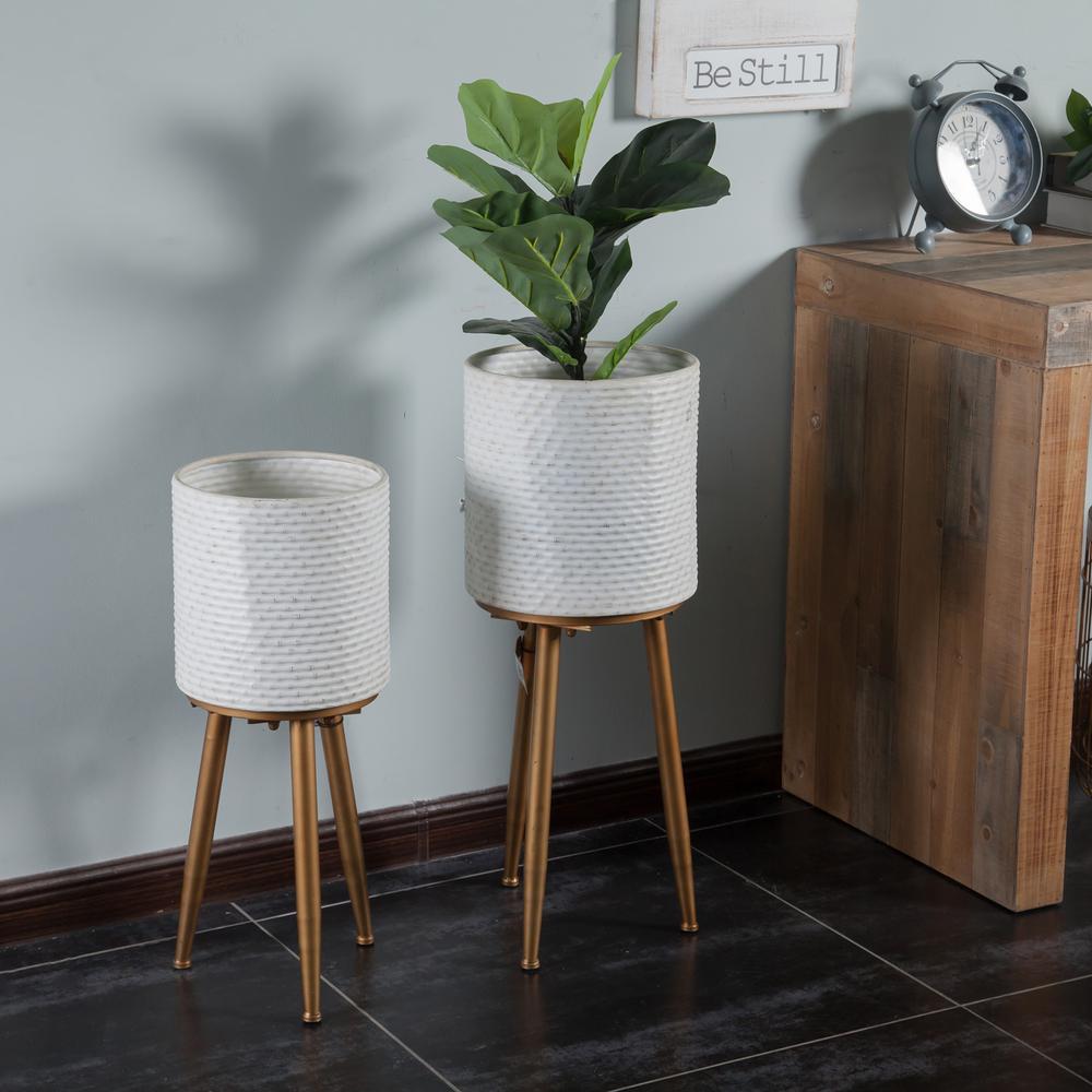 2pc Metal White Planters with Metal Legs. Picture 3