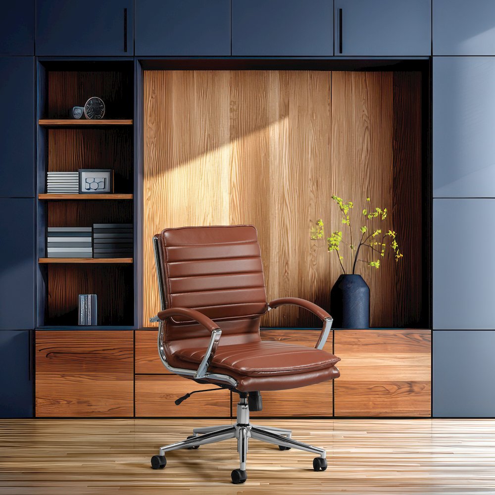 Mid-Back Manager's Chair in Saddle Faux Leather, Chrome Arms & Base. Picture 2