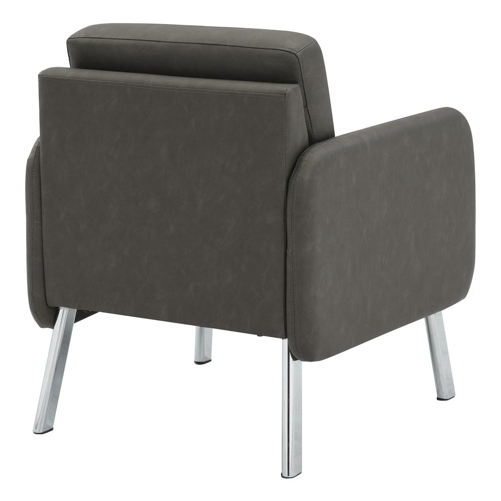 Lounge Chair in Faux Leather. Picture 4