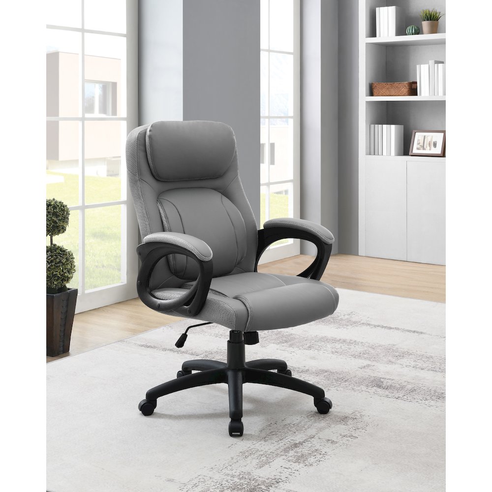 Faux Leather Manager's Chair. Picture 7
