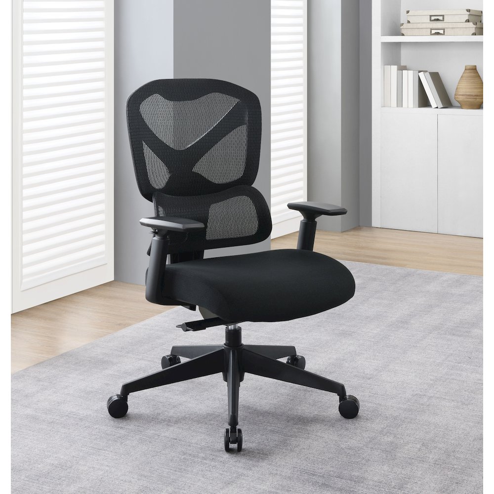 Mesh Back Manager’s Chair. Picture 9