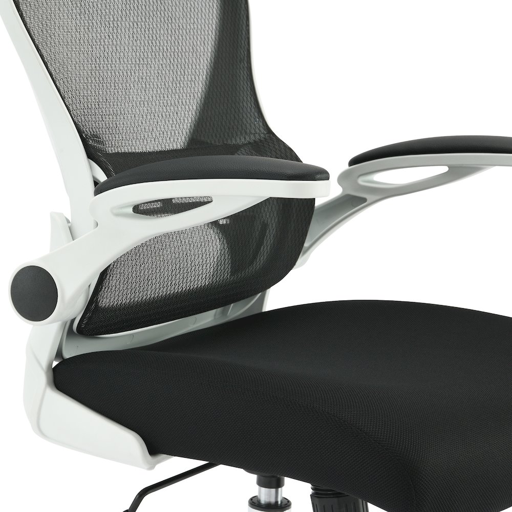 Mesh Back Manager’s Chair. Picture 9