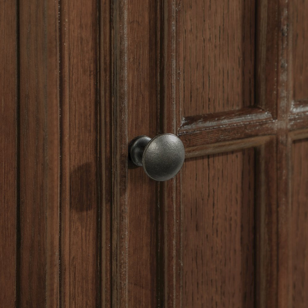 Chair Side Table with Power. Picture 9