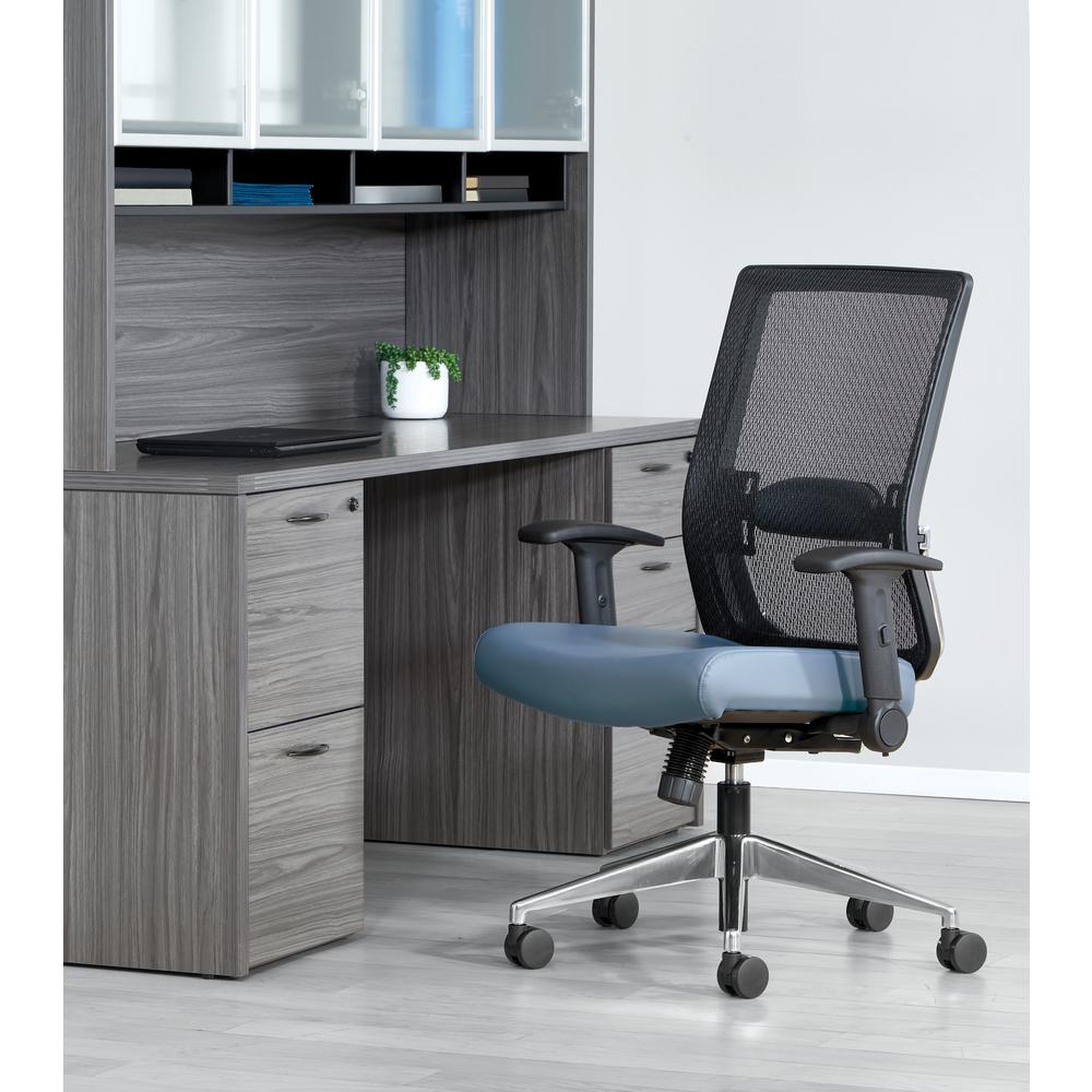 Matrix Back Managers Chair. Picture 9