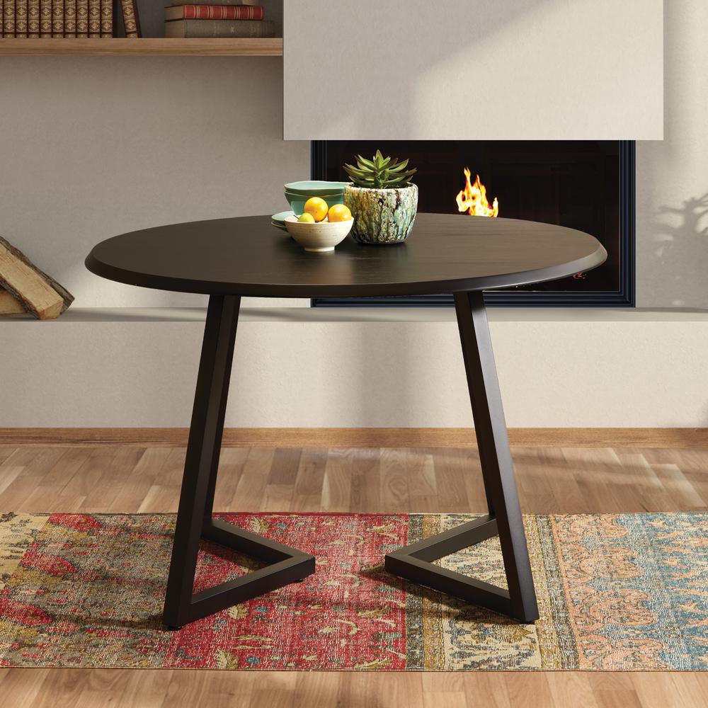 Metro Dining Table. Picture 5