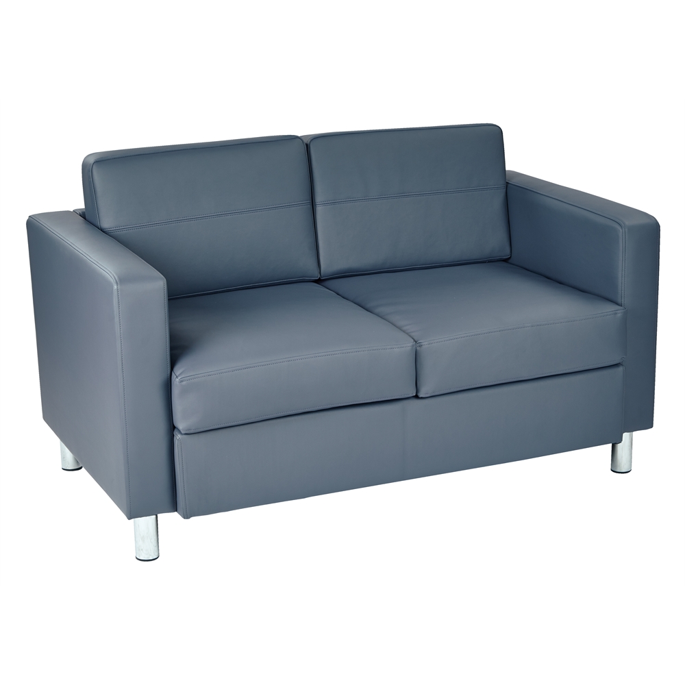 Pacific LoveSeat. Picture 1
