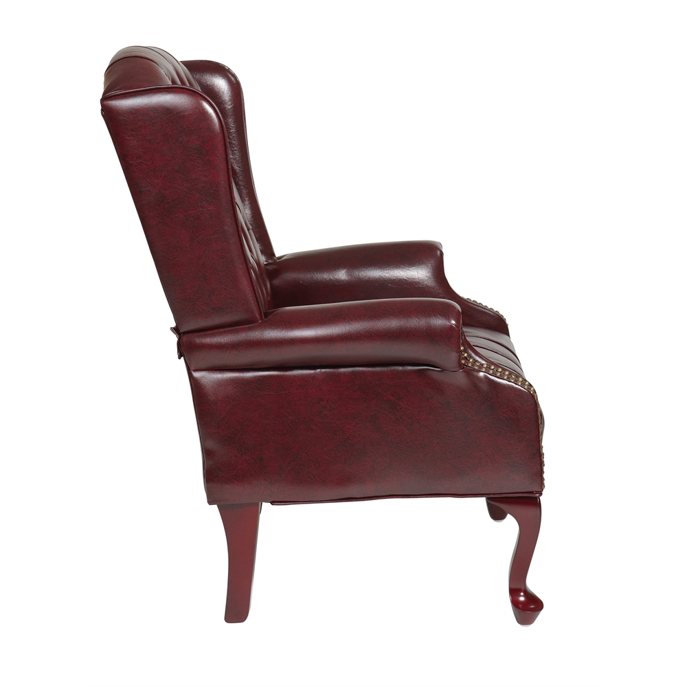 Traditional Queen Anne Style Chair. Picture 2