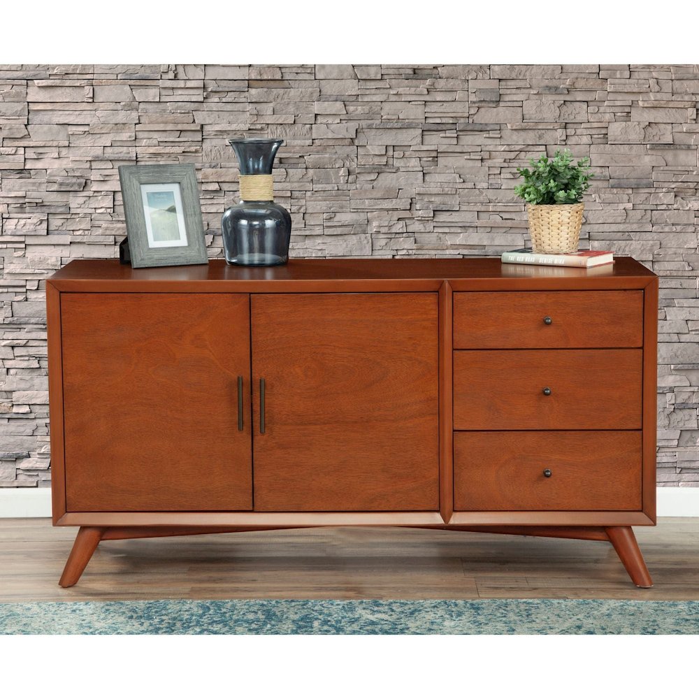 Flynn Sideboard, Acorn. Picture 2