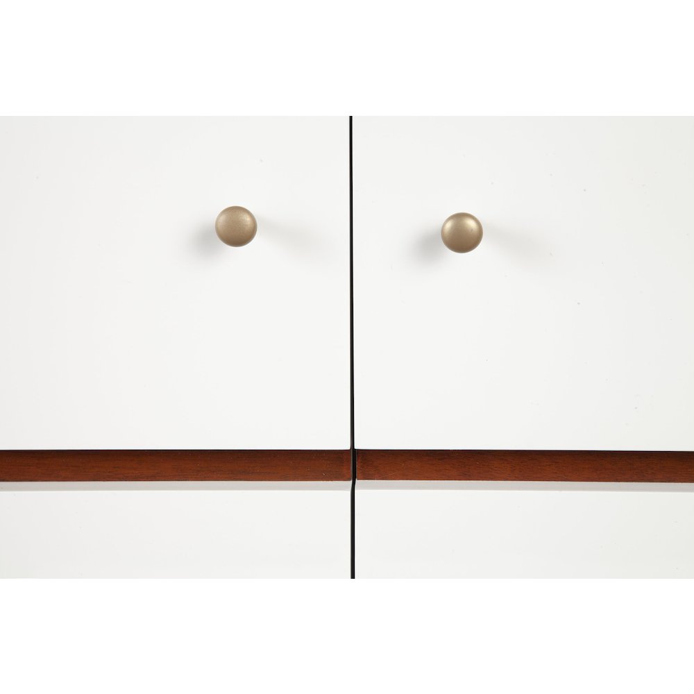 Dakota TV Console. Picture 5