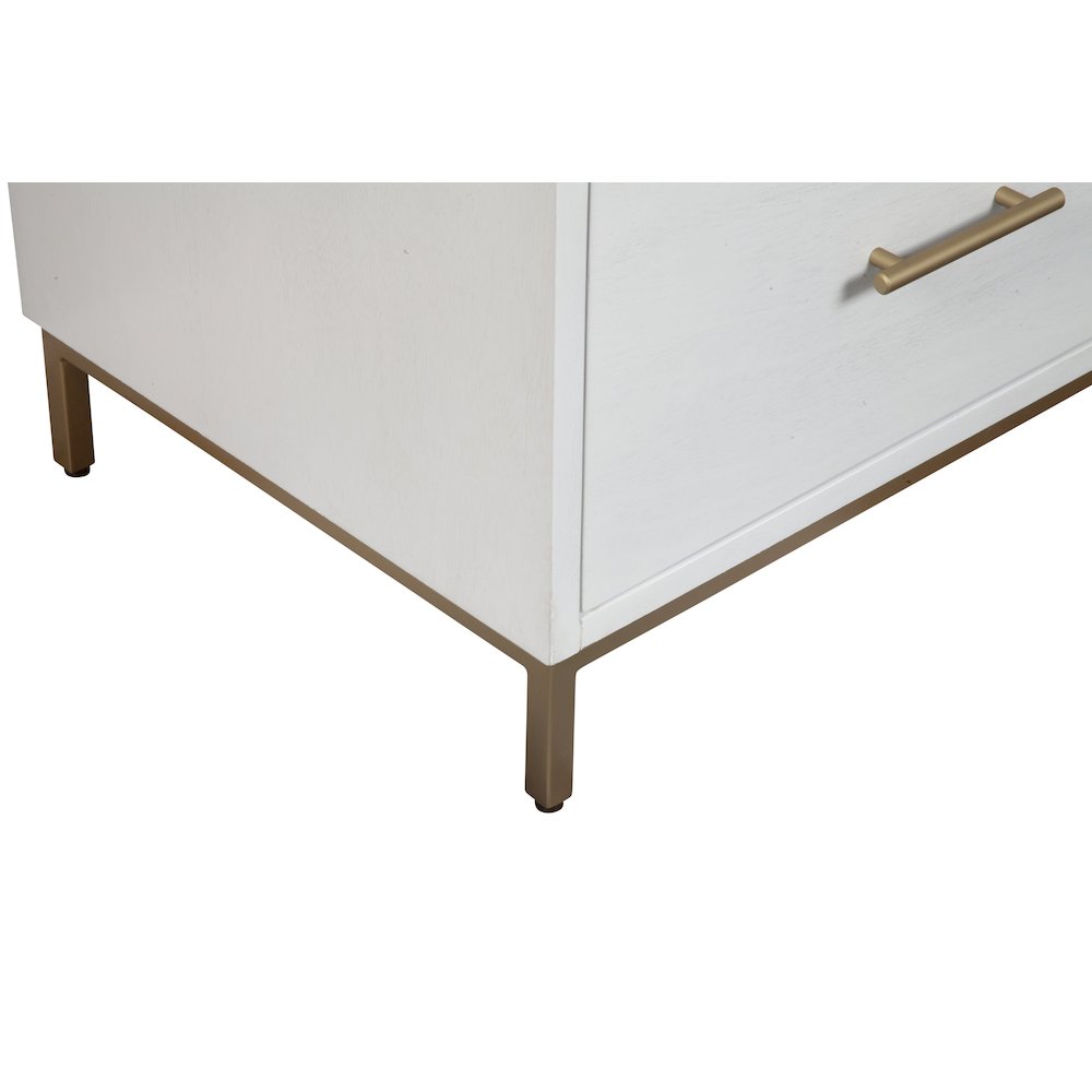 Madelyn Six Drawer Dresser. Picture 6